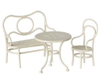 Cafe Set Off White