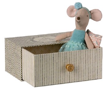Dance Mouse in Daybed Little Sister