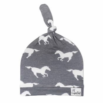 Knot Hat Colt