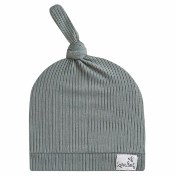 Knot Hat Moss