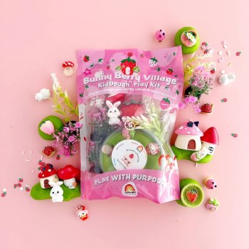 Bunny Berry Village Play Kit