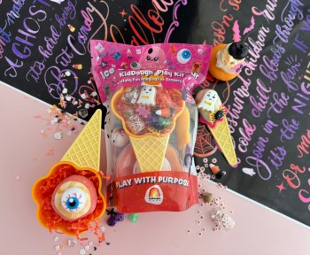 Ice Scream Parlor Play Kit