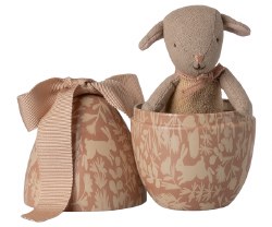 Easter Egg Lamb Powder