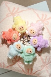 Pastel Hank Yeti Plush Blind B