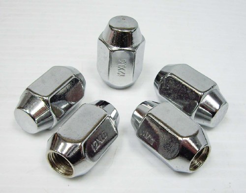 Lug Nuts M12-1.5