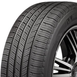 205/60/16 Michelin Defender 92T