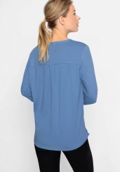 Additional picture of Olsen Notch Neck Top