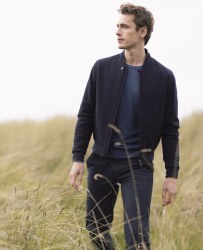 Additional picture of Magee Fincashel Tweed Bomber