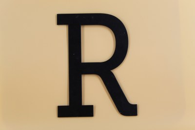 LETTER R