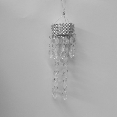 CHANDELIER LIGHT UP