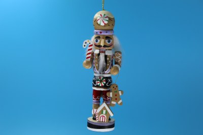 GINGERBREAD NUTCRACKER