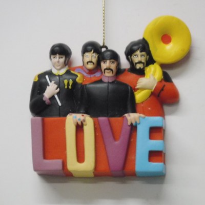 "LOVE" BEATLES
