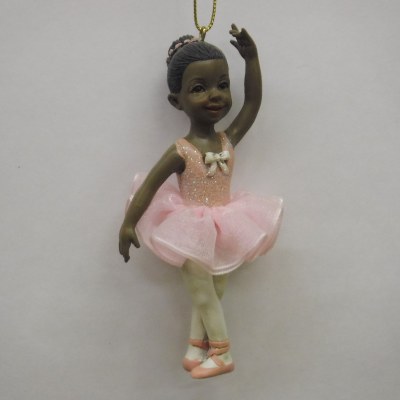 AFRICAN AMERICAN BALLERINA
