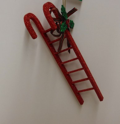 OODEN CANDY CANE LADDER