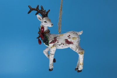 REINDEER LOOKING BACKWARDS