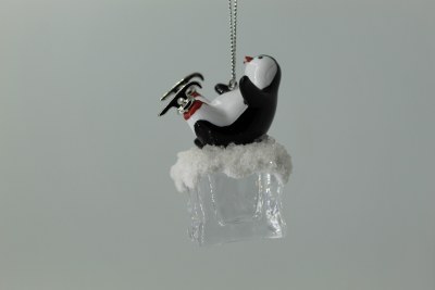 BACK SLIDING PENGUIN