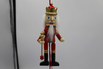 MOVEABLE NUTCRACKER