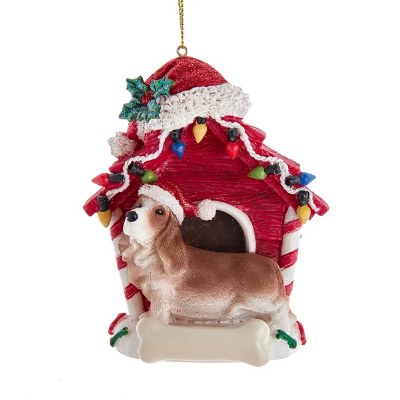 BASSET HOUND WITH DOG HOUSE