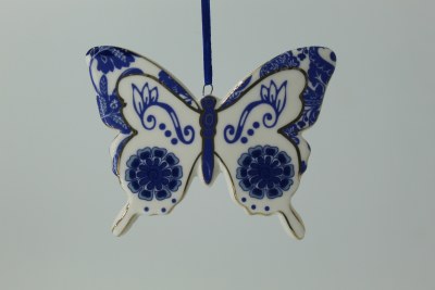 3 DOT BUTTERFLY