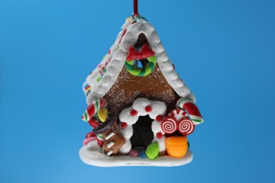 GINGERBREAD HOUSE