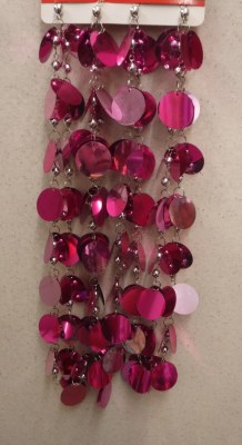 CRANBERRY COLORED GARLAND