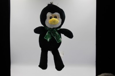 PENGUIN PLUSH