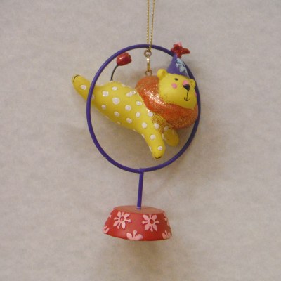 LION HOOP