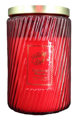 CRANBERRY WREATH CANDLE