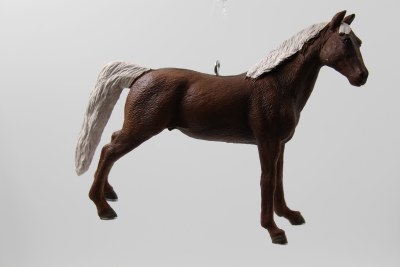 BROWN HORSE