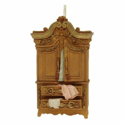 VICTORIAN WARDROBE