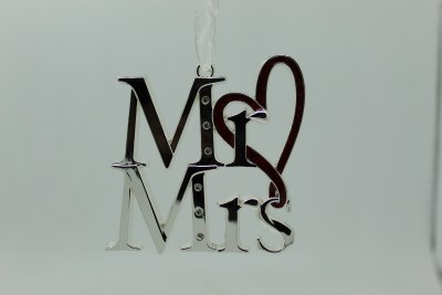 MR. AND MRS. W/ HEART