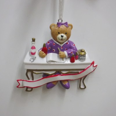 MANICURIST BEAR