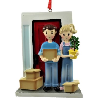 MOVING COUPLE