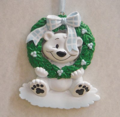 BABY POLAR BEAR W/ WREATH