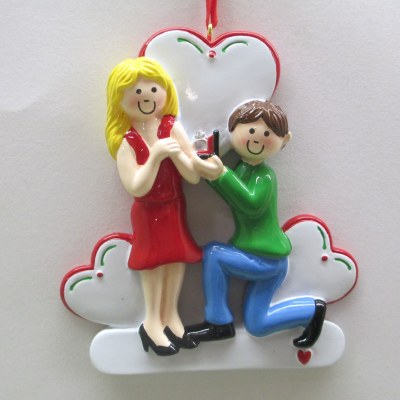 ENGAGED COUPLE YELLOW AD BROWN HAIR