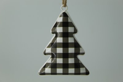 BLACK/WHITE PLAID