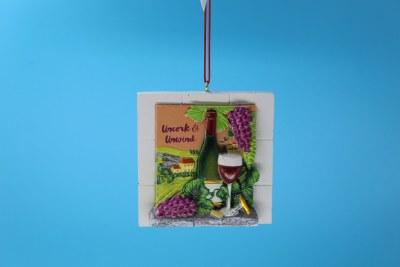 UNCORK &amp; UNWIND