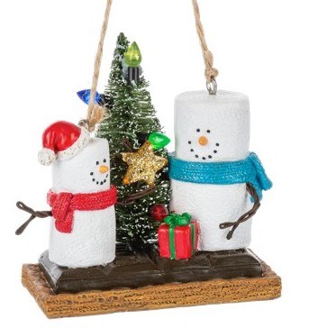 SMORE DECORATING TREE