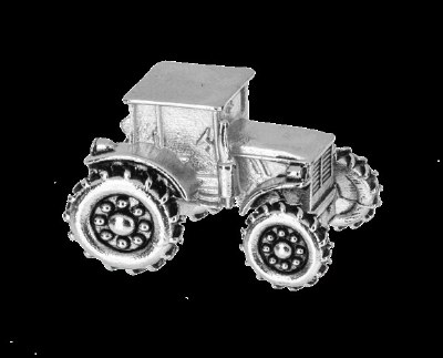 TRACTOR CHARM