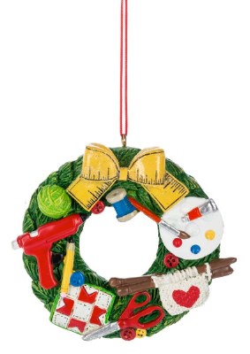 CRAFTY WREATH