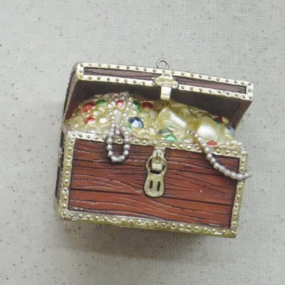 TREASURE CHEST
