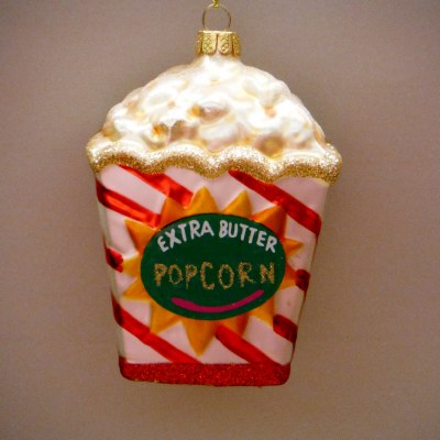 GLASS BOX OF POPCORN
