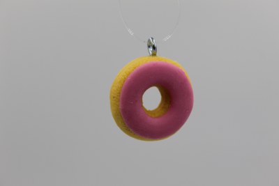 STRAWBERRY FROSTED DONUT