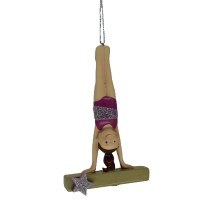 GYMNIST ON BALANCE BEAM