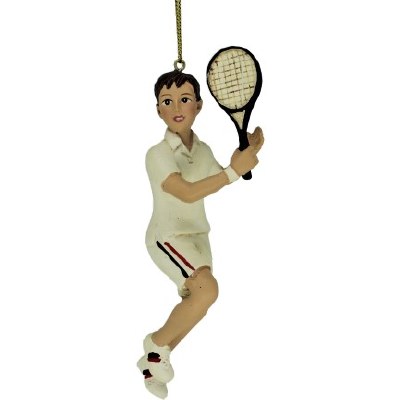MALE TENNIS PLAYER