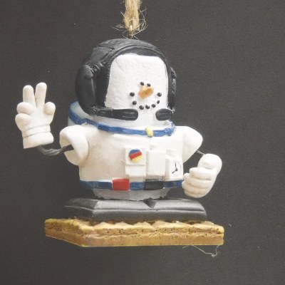 SMORE ASTRONAUGHT