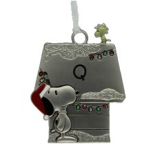 SNOOPY DOG HOUSE  Q