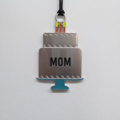 BIRTHDAY CAKE  MOM