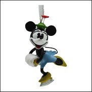 MINNIE MOUSE ICE SKATING