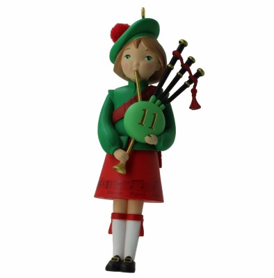 ELEVEN PIPERS PIPING